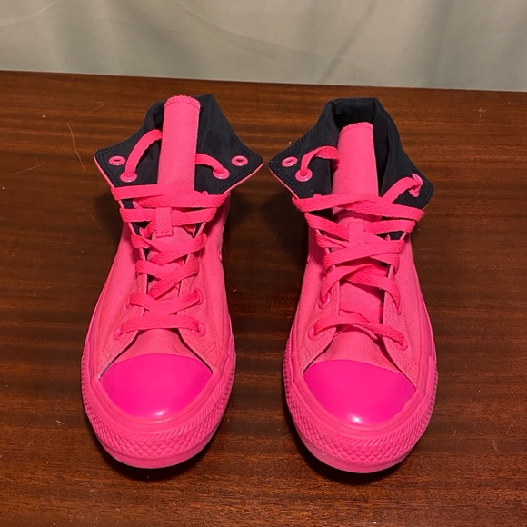 Converse x O.P.I CTAS High Hyper Pink/Black/V-I-Pink Passes Shoe Unisex W8/M6 - Picture 4 of 9